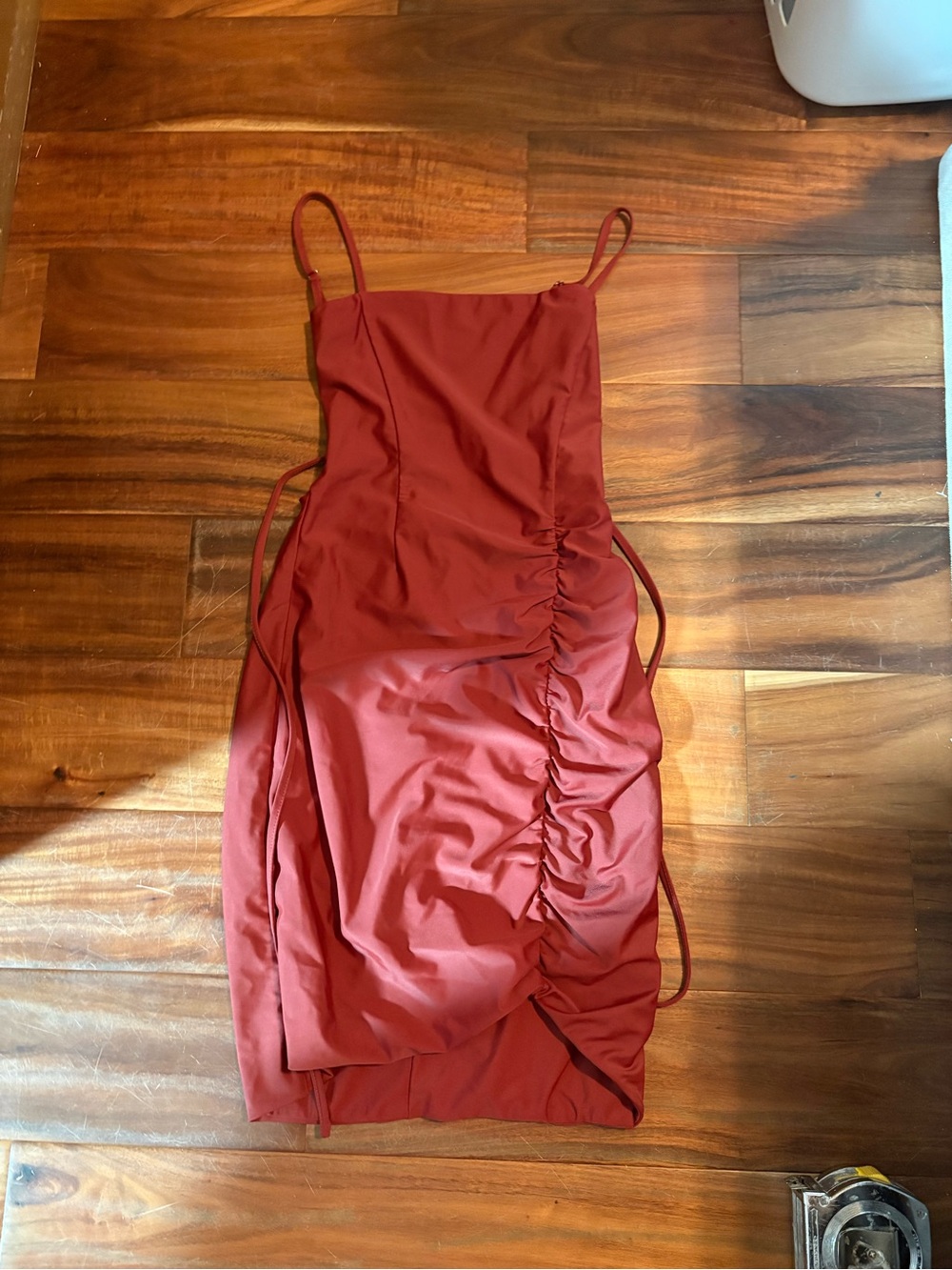 Tiger Mist Annika Rust Red Ruched Lace-Up Back Dress XS (770)